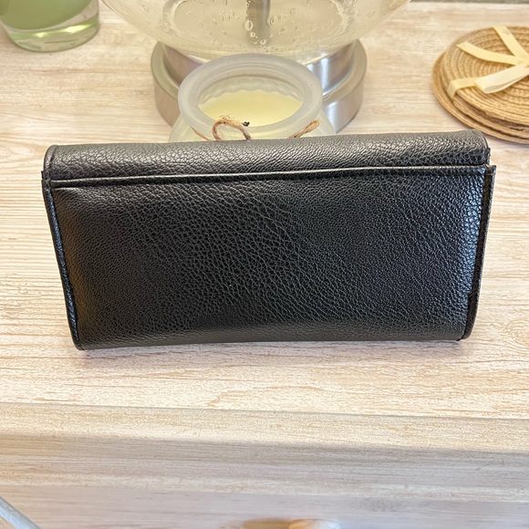 Faux Leather Ladies' Wallet - Picture 3 of 6